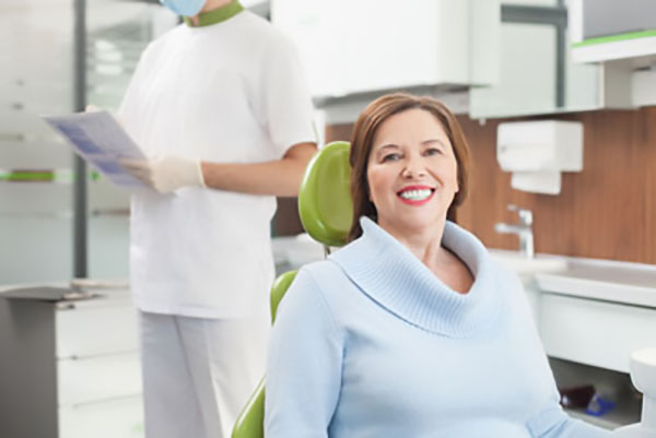 Why Professional Teeth Whitening Trays From Your Dental Office Are Right For You