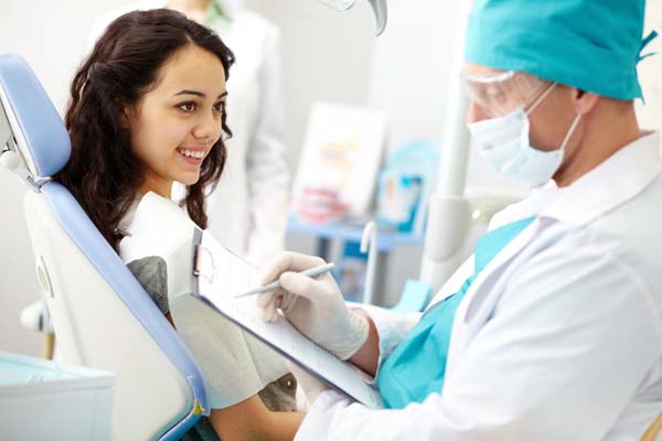 Common Treatment Options Emergency Dentists Offer